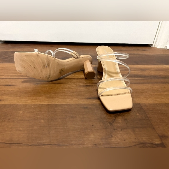 Heels - Picture 2 of 4